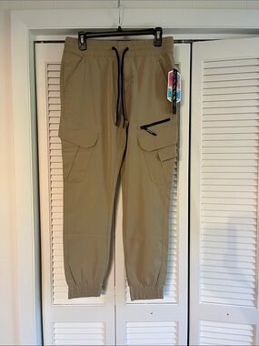 Men's Tan Cargo Jogger Pants with Utility Pockets